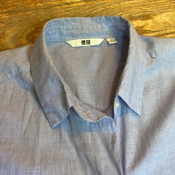 Set of 2 Uniqlo cotton woven blouses - Picture 2 of 4